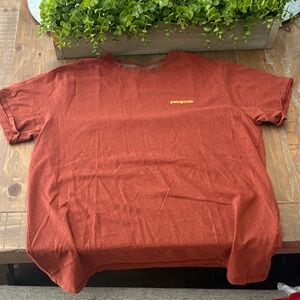 Patagonia Men's Short Sleeve Tee in Rust